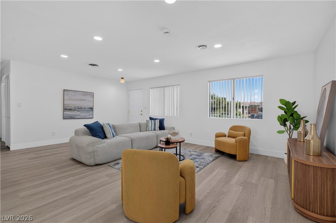 2341 Pariva Street Las Vegas NV 89115