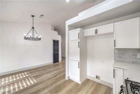7413 Red Eagle Street Las Vegas NV 89131