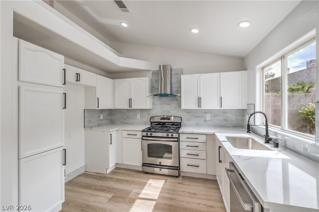 7413 Red Eagle Street Las Vegas NV 89131