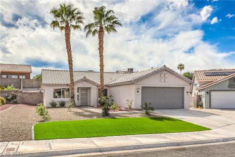 7413 Red Eagle Street Las Vegas NV 89131