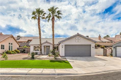 7413 Red Eagle Street Las Vegas NV 89131