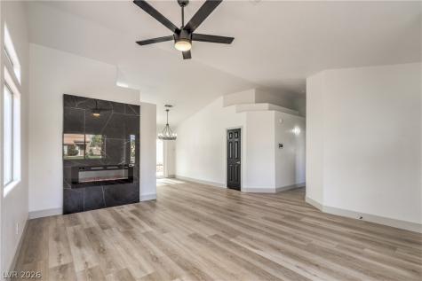 7413 Red Eagle Street Las Vegas NV 89131