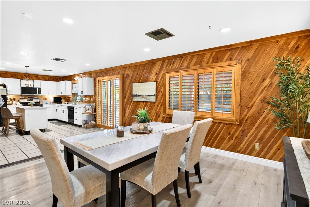 6228 Autumn Creek Drive Las Vegas NV 89130
