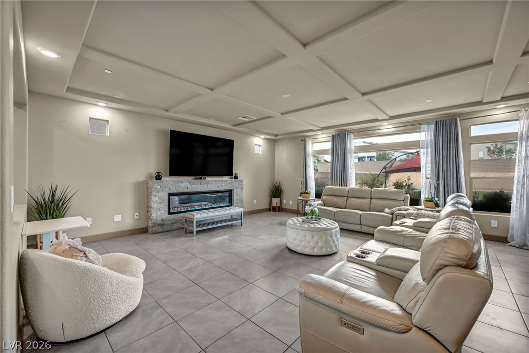 8557 South Pioneer Way Las Vegas NV 89113