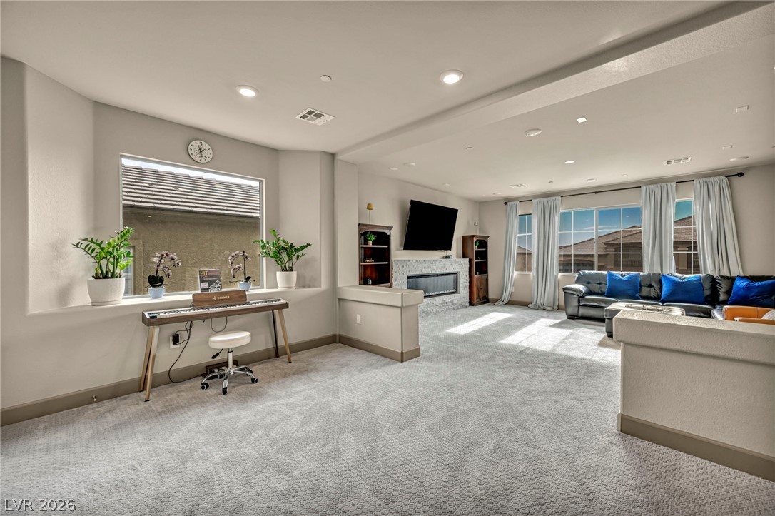 8557 South Pioneer Way Las Vegas NV 89113