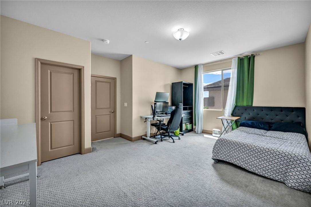 8557 South Pioneer Way Las Vegas NV 89113