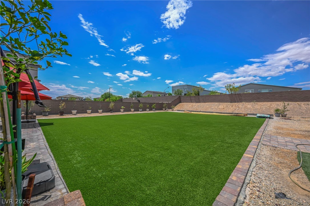 8557 South Pioneer Way Las Vegas NV 89113