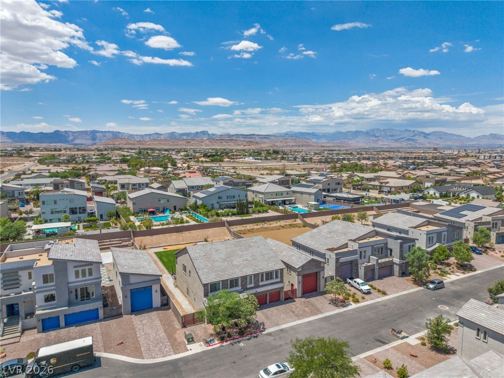 8557 South Pioneer Way Las Vegas NV 89113