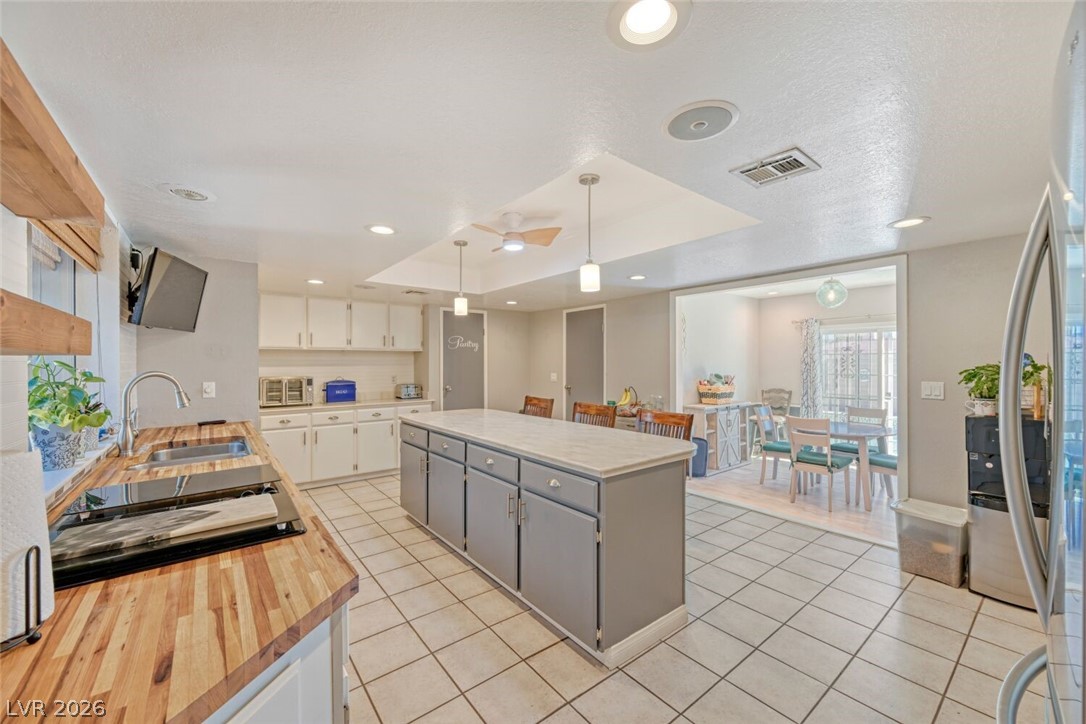 584 Mona Lane Henderson NV 89015
