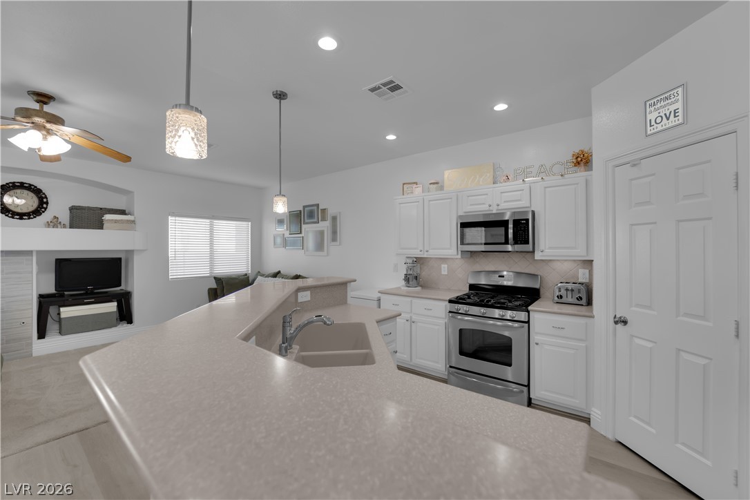 1083 Sheer Paradise Lane 3 Henderson NV 89002