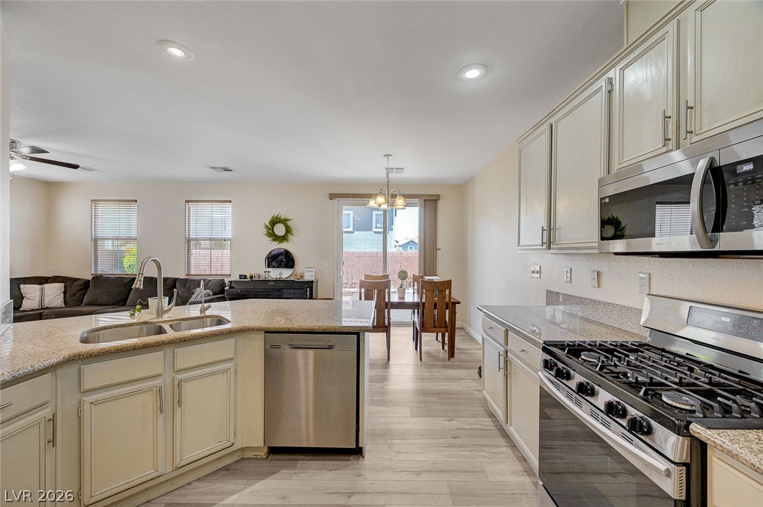 1350 Grass Creek Avenue 1 Henderson NV 89012