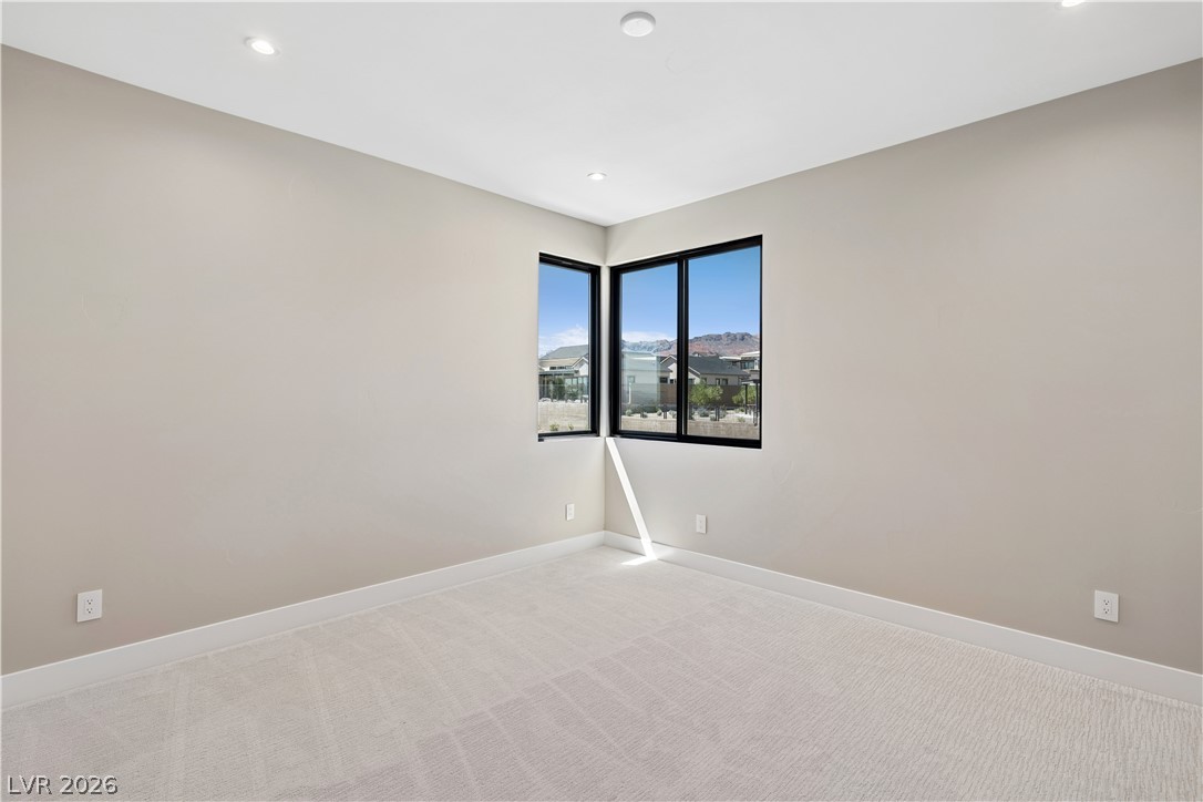 77 Tiller Point Street Las Vegas NV 89138