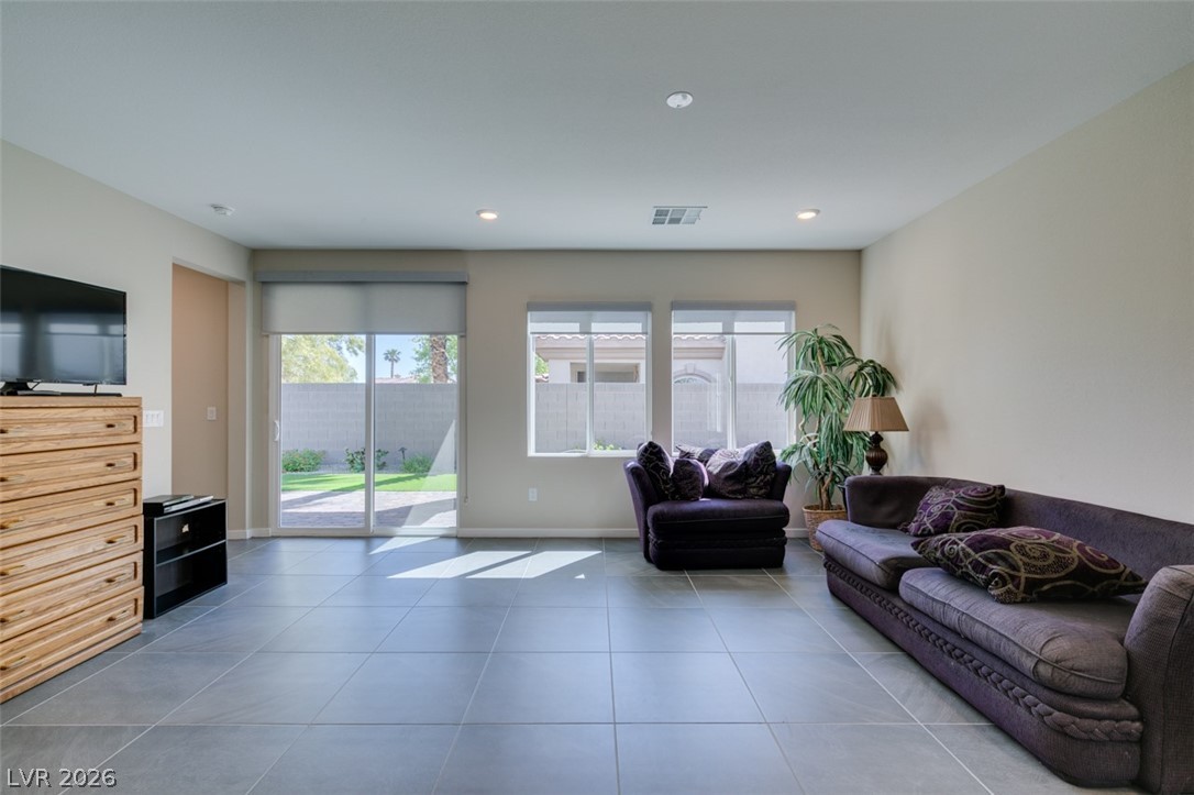4534 Signal Hill Street Las Vegas NV 89147