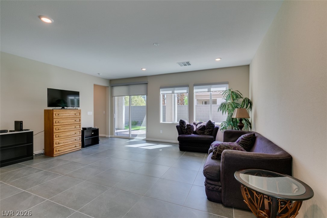 4534 Signal Hill Street Las Vegas NV 89147