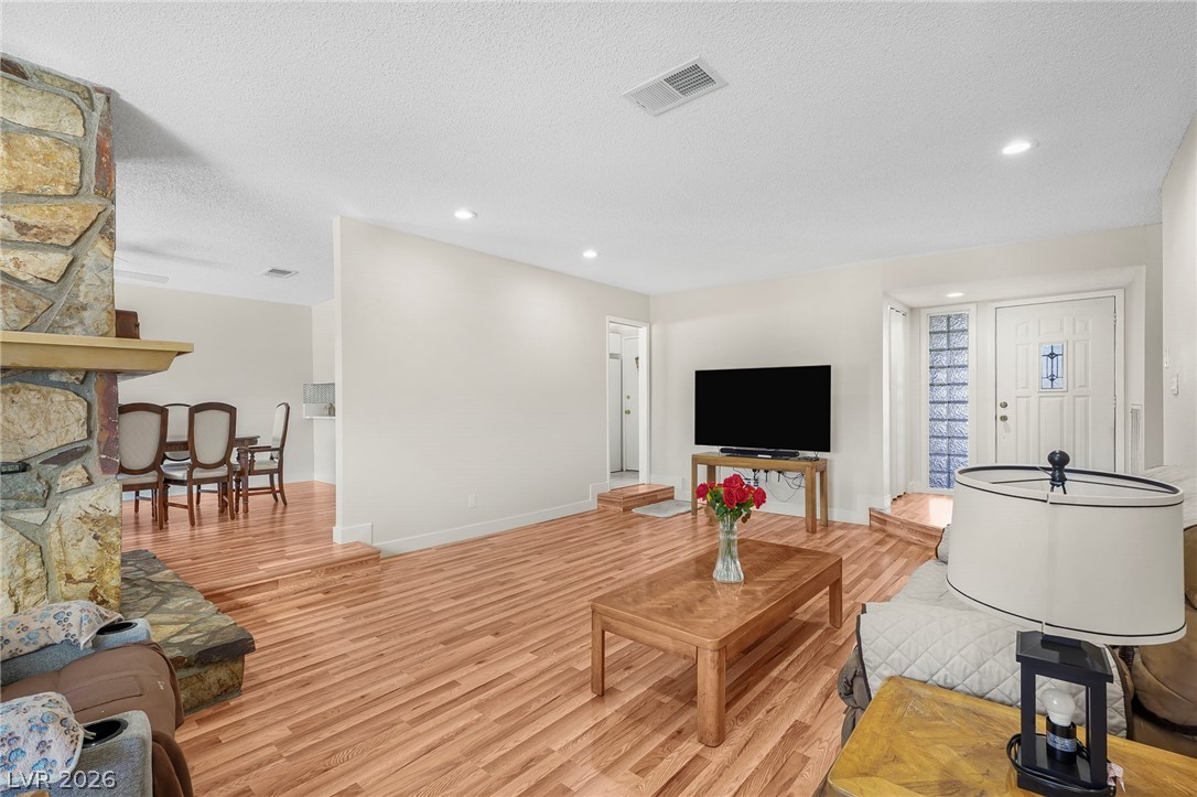 6917 Creekside Lane Las Vegas NV 89145