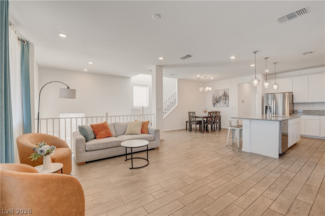 8085 Texas Hills Street Las Vegas NV 89113