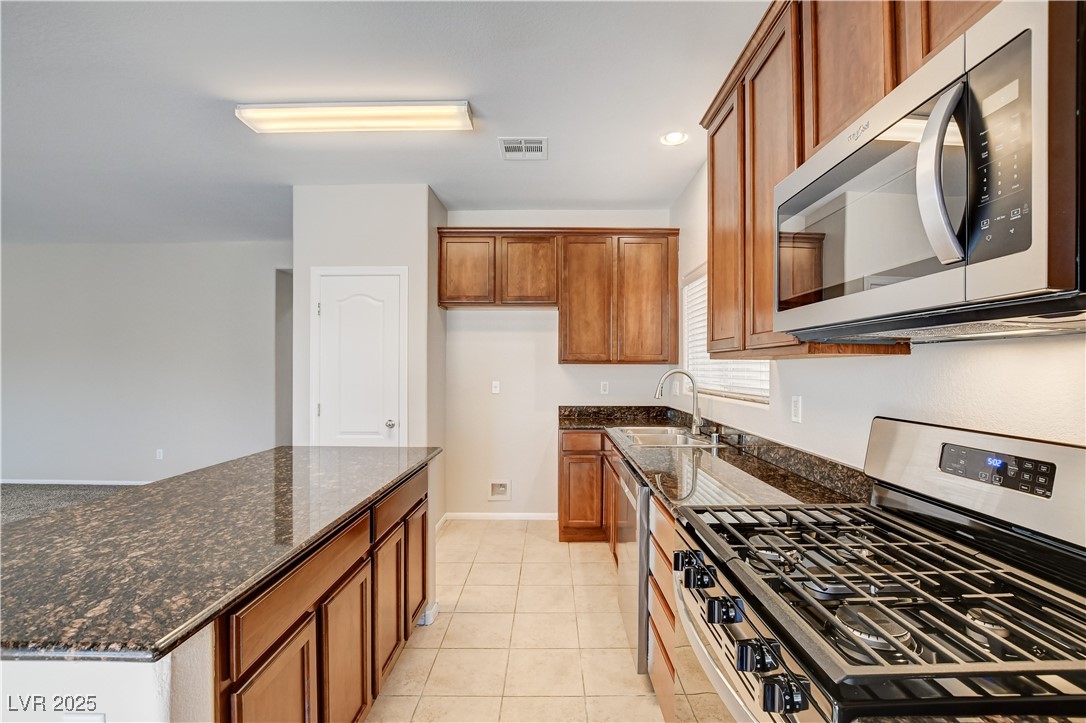 6024 Peacock Pine Street North Las Vegas NV 89031