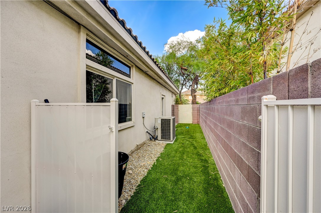 9817 Edgeview Place Las Vegas NV 89134