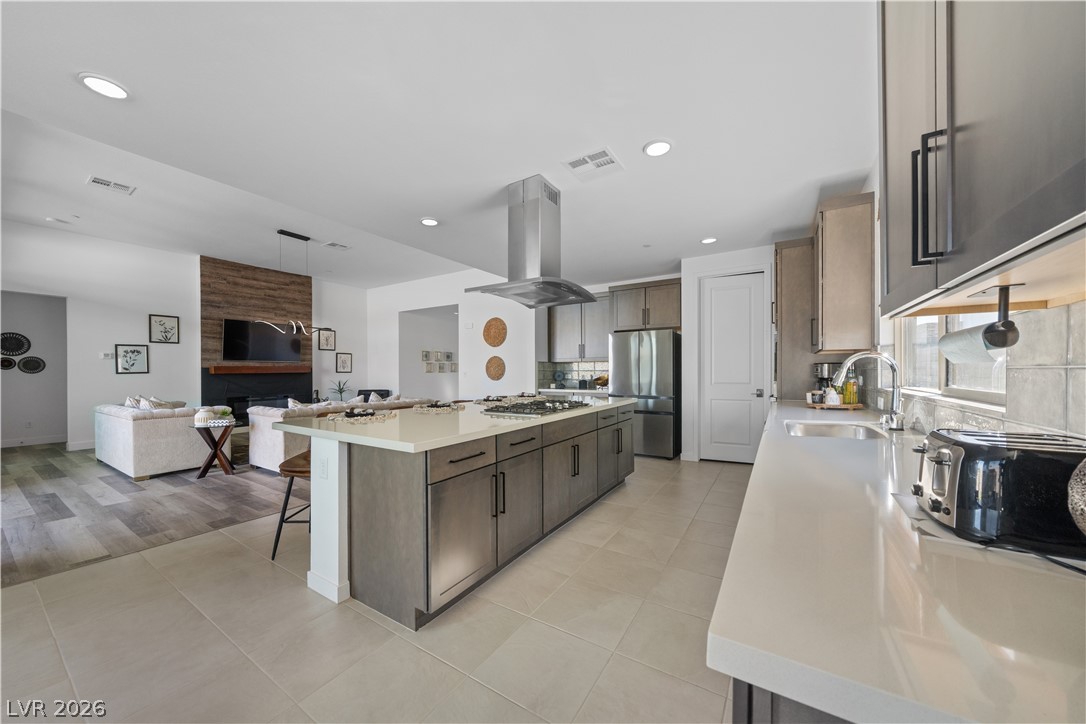 9783 Evergreen Pine Street Las Vegas NV 89166