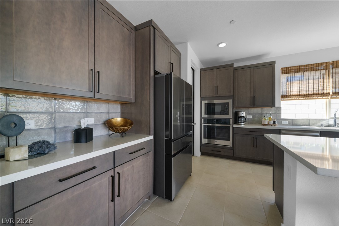 9783 Evergreen Pine Street Las Vegas NV 89166