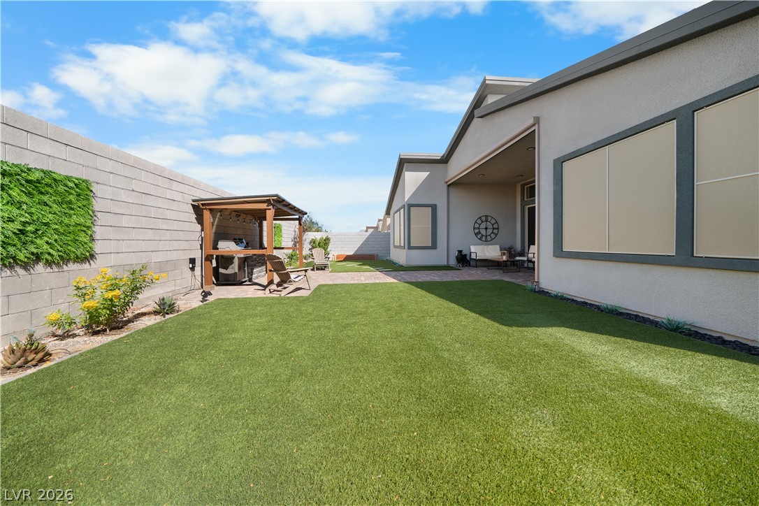 9783 Evergreen Pine Street Las Vegas NV 89166