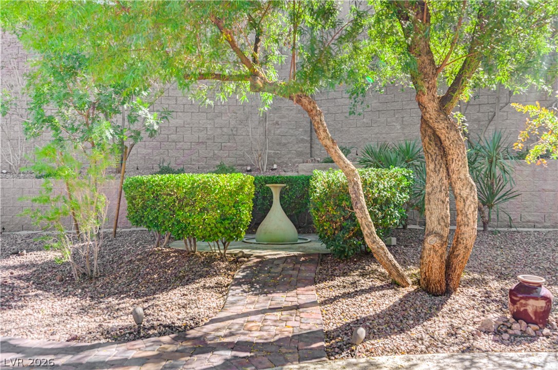 2365 Fayetteville Avenue Henderson NV 89052