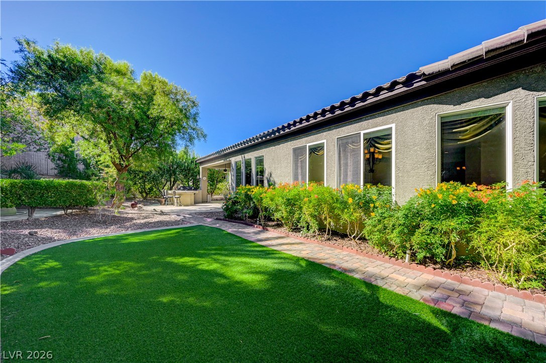 2365 Fayetteville Avenue Henderson NV 89052