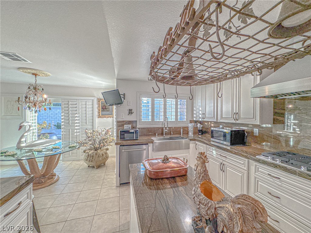 1465 Via Savona Drive Henderson NV 89052