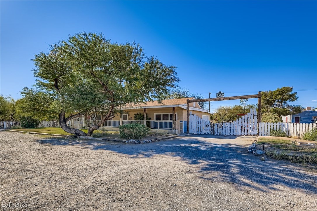 1233 Comstock Drive Las Vegas NV 89106