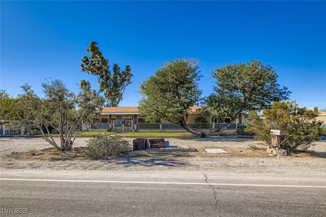 1233 Comstock Drive Las Vegas NV 89106