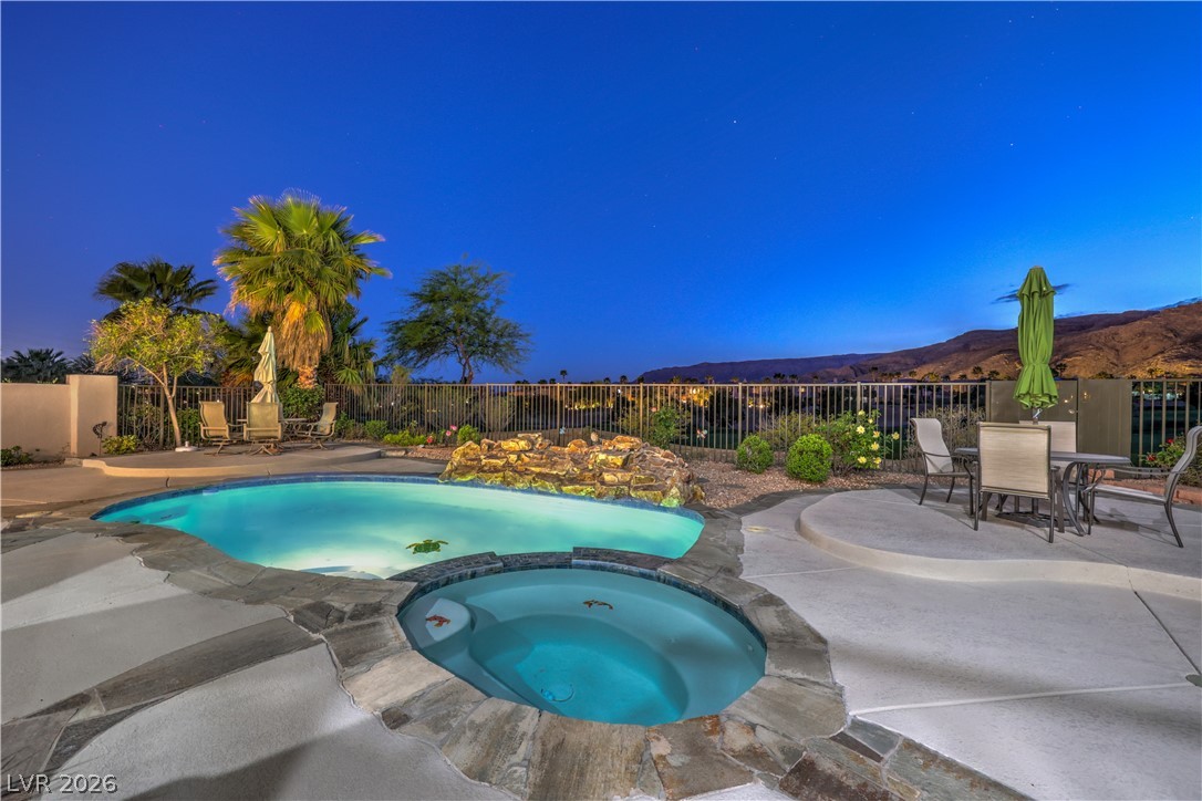 2571 Red Springs Drive Las Vegas NV 89135