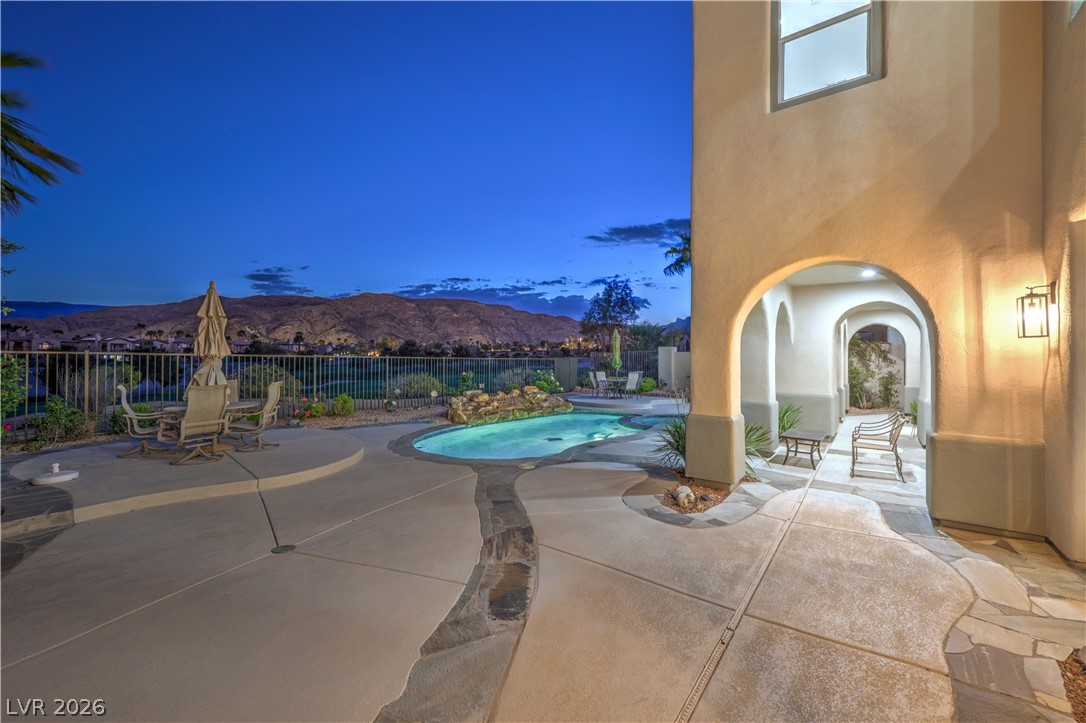 2571 Red Springs Drive Las Vegas NV 89135