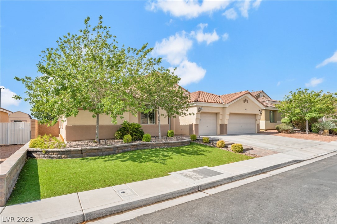 109 Whitetail Archery Avenue North Las Vegas NV 89084