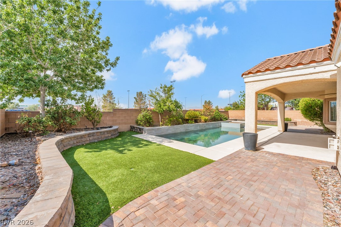 109 Whitetail Archery Avenue North Las Vegas NV 89084