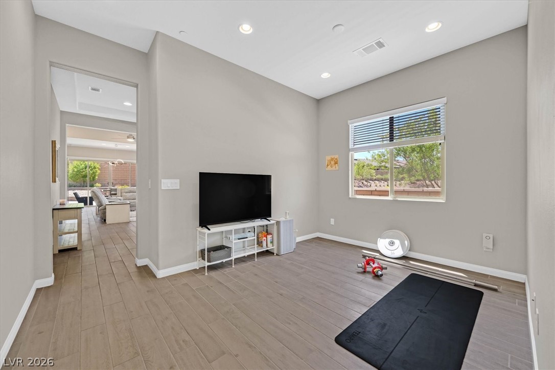 548 Comodo Street Henderson NV 89011