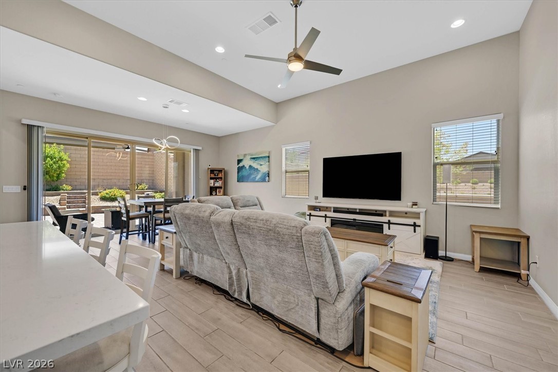548 Comodo Street Henderson NV 89011