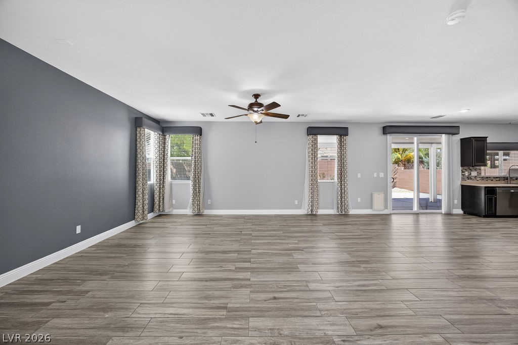 8733 Apiary Wind Street Las Vegas NV 89131