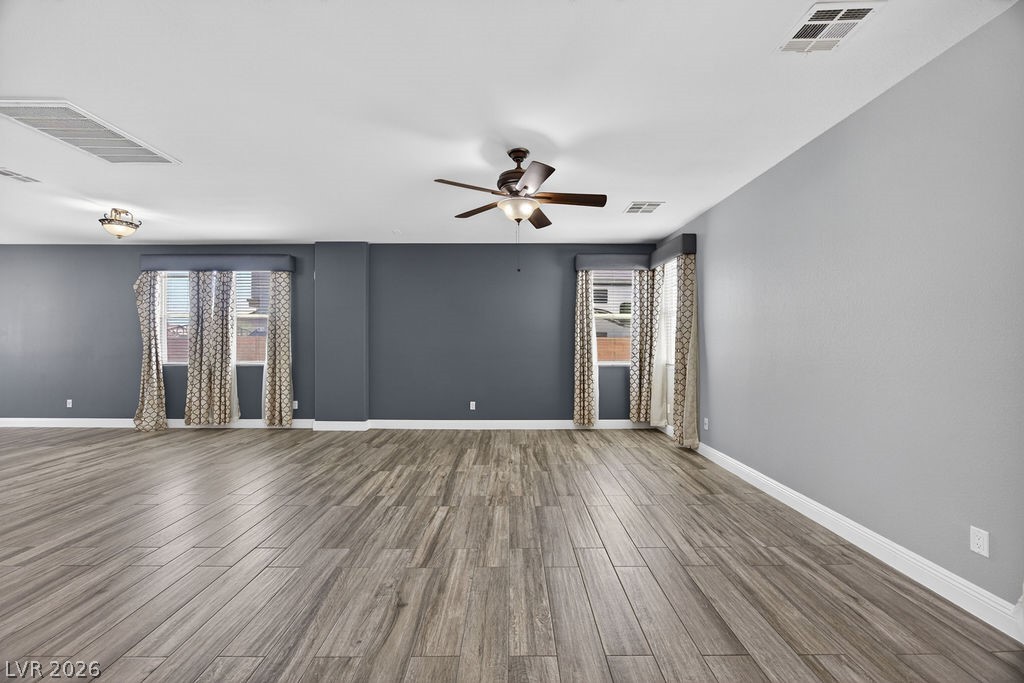 8733 Apiary Wind Street Las Vegas NV 89131