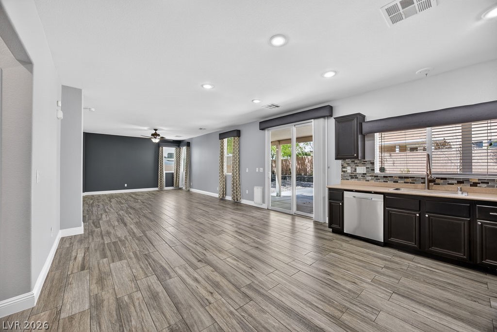 8733 Apiary Wind Street Las Vegas NV 89131