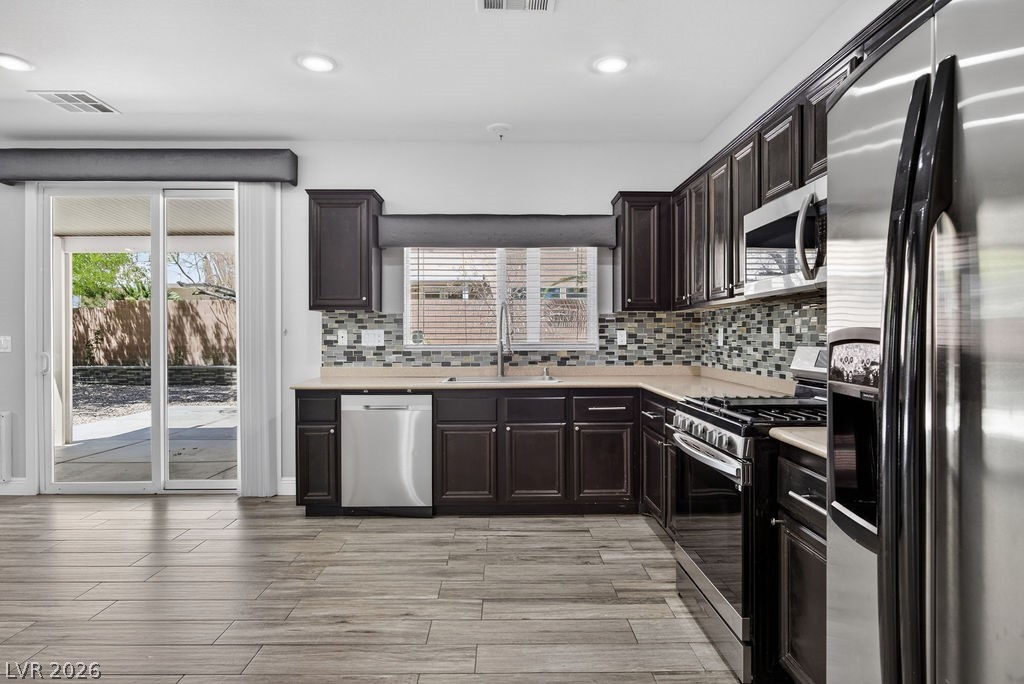 8733 Apiary Wind Street Las Vegas NV 89131