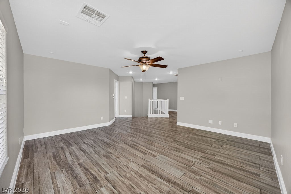 8733 Apiary Wind Street Las Vegas NV 89131