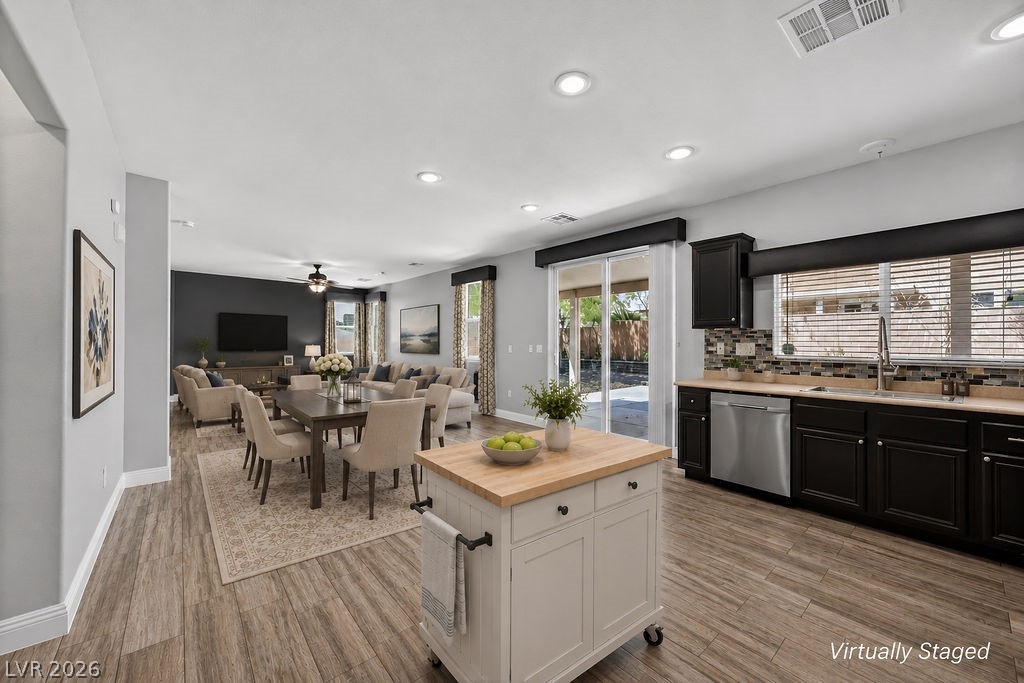 8733 Apiary Wind Street Las Vegas NV 89131