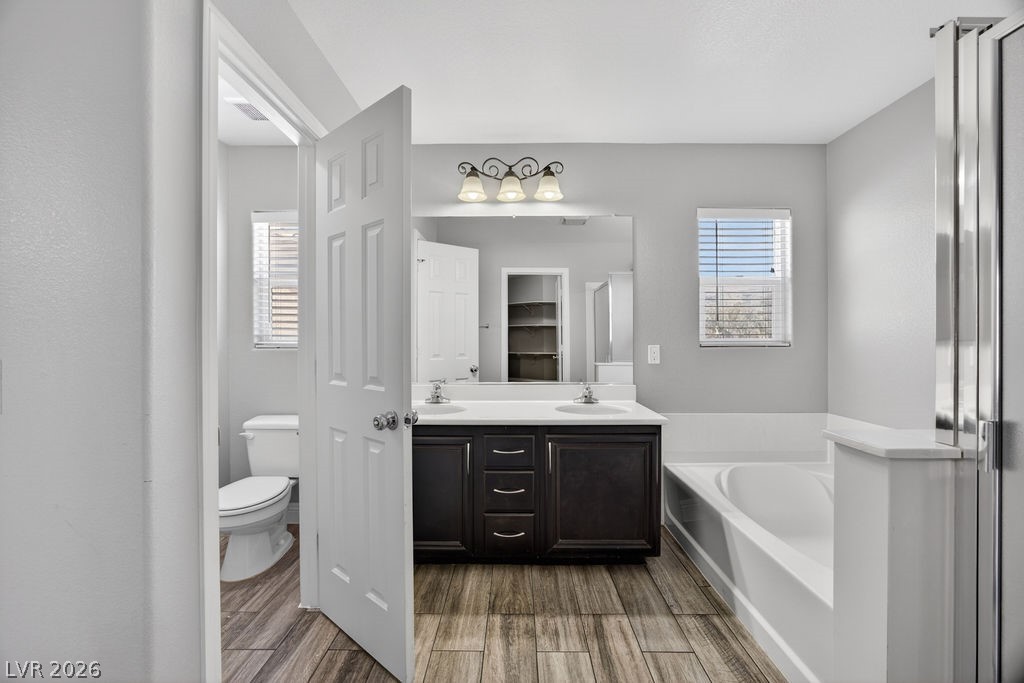 8733 Apiary Wind Street Las Vegas NV 89131