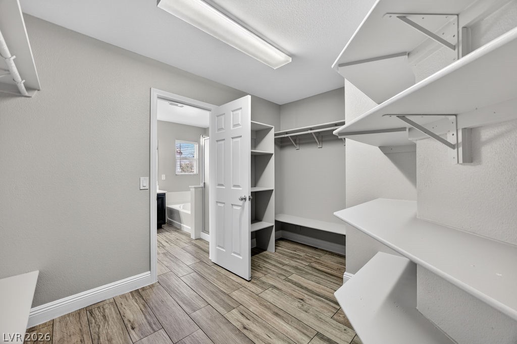 8733 Apiary Wind Street Las Vegas NV 89131