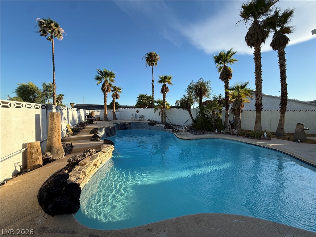 405 Holcomb Circle Las Vegas NV 89107