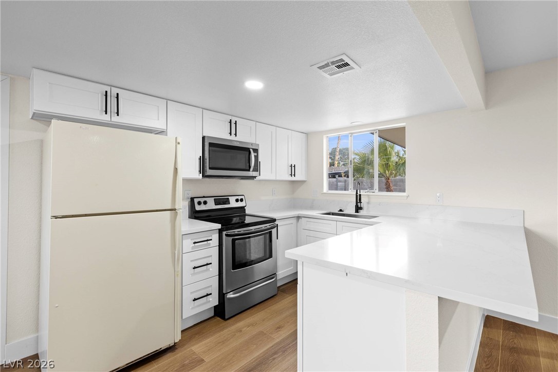 5605 Seabaugh Avenue Las Vegas NV 89107