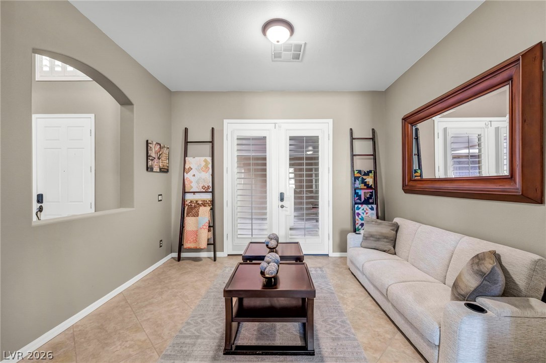 8114 Villa Del Cielo Street Las Vegas NV 89131