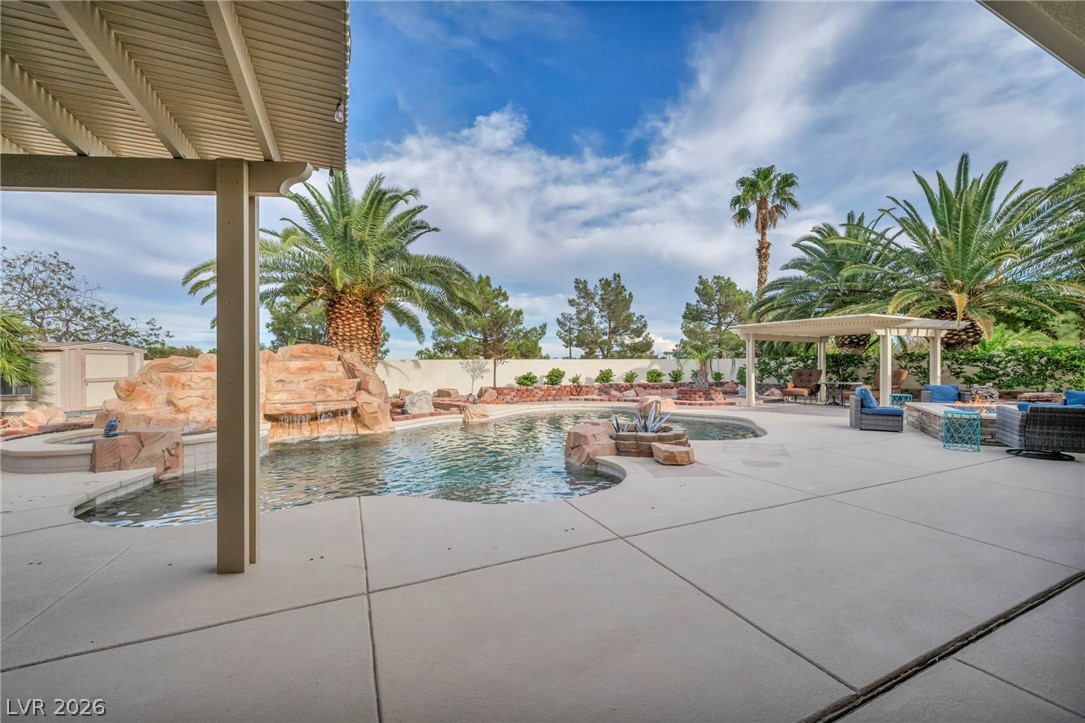 8114 Villa Del Cielo Street Las Vegas NV 89131