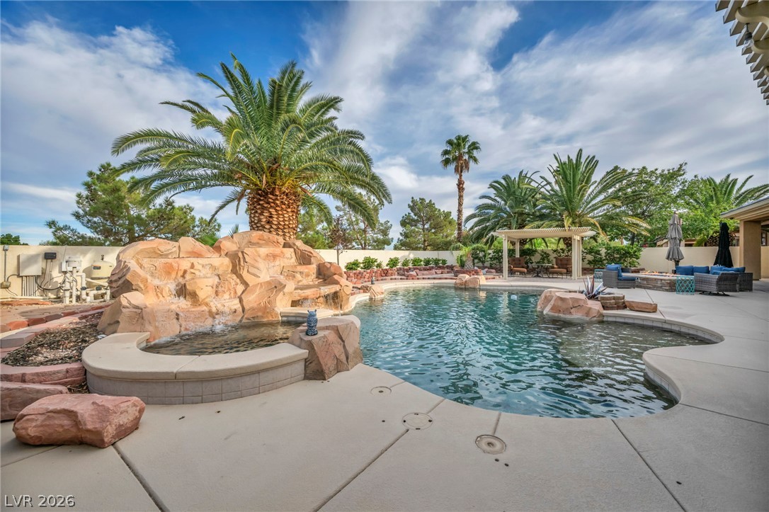 8114 Villa Del Cielo Street Las Vegas NV 89131