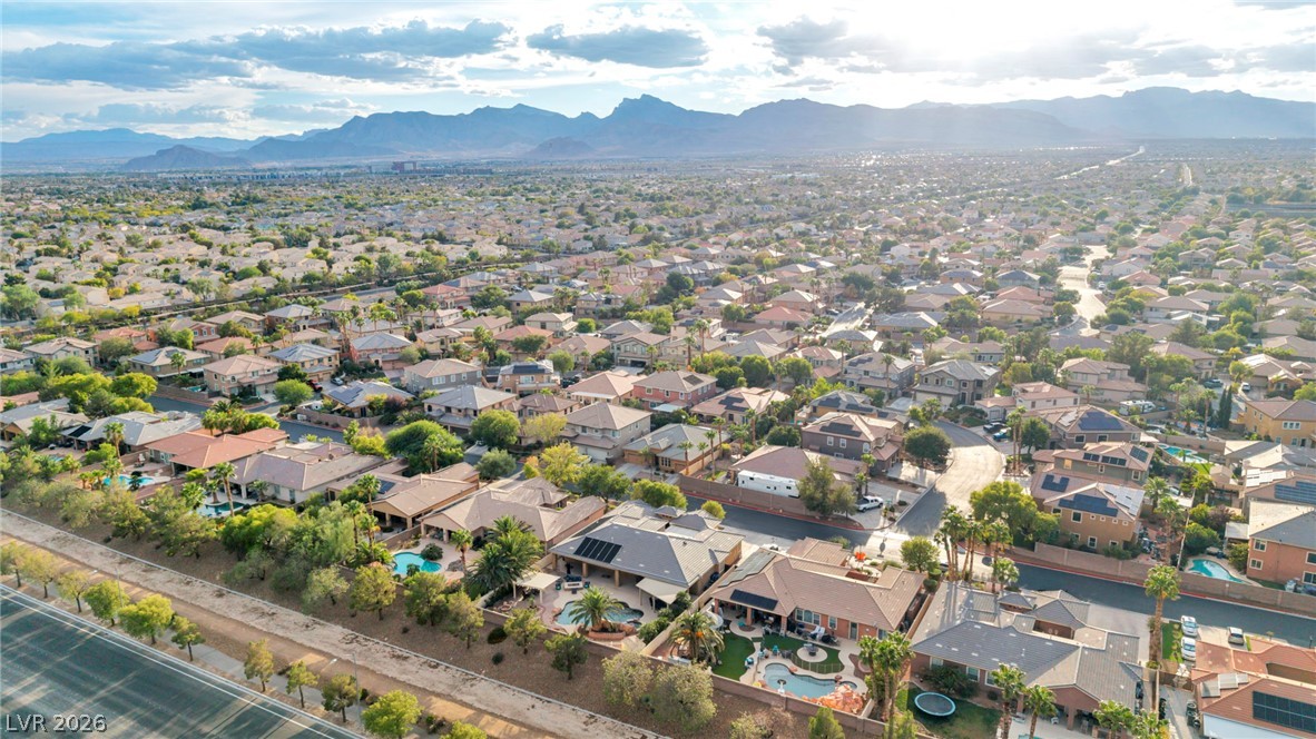 8114 Villa Del Cielo Street Las Vegas NV 89131